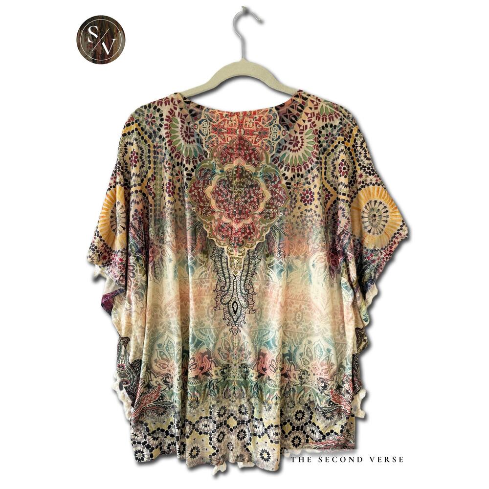 World Unity Boho Graphic  Live and Let Live Scoop Neck Printed Poncho Plus Size - Picture 2 of 9